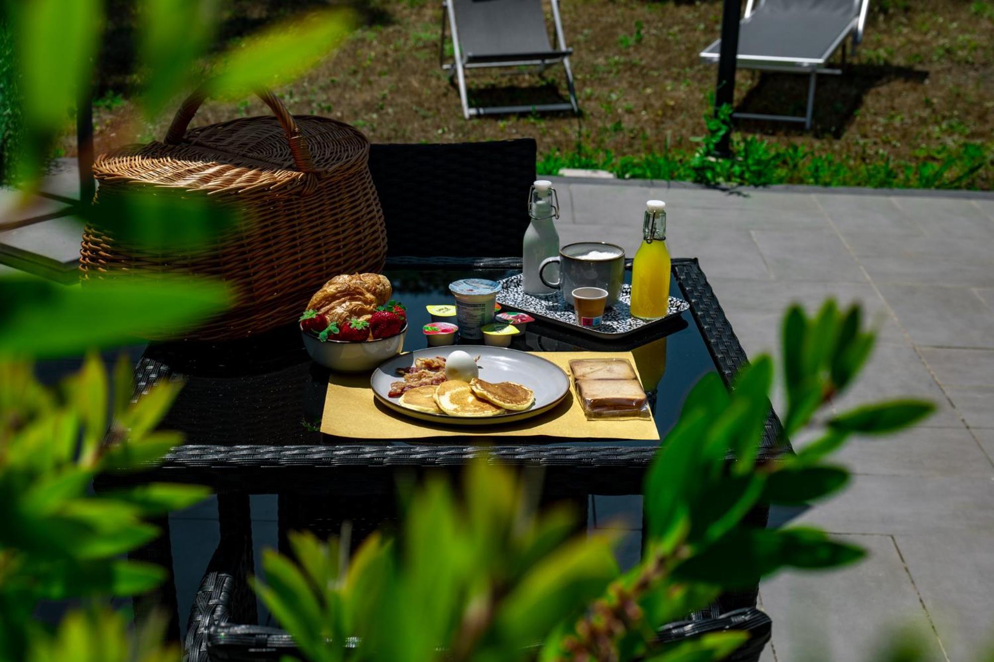 Bosco Mattavona Bed & Breakfast Boscotrecase Exterior foto